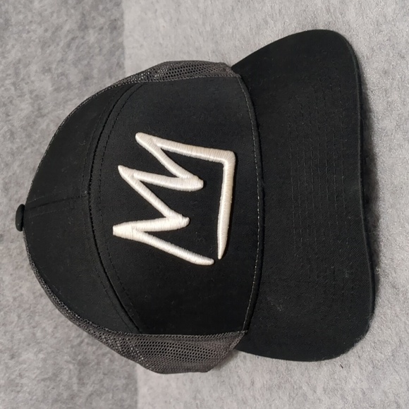 Mammoth Mountain Other - MAMMOTH MOUNTAIN Logo Snap  Hat Black on Black Adjustable